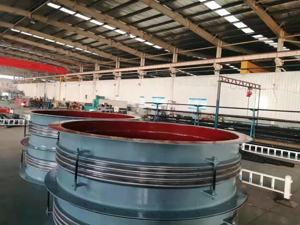 金屬軟管、補(bǔ)償器等 